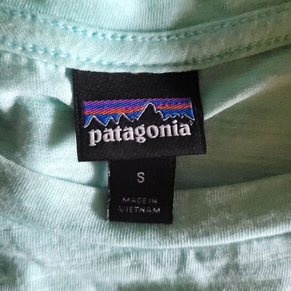 PATAGONIA Women's Top Front Pocket 3/4 Sleeve In Aqua Size Small - Picture 6 of 13